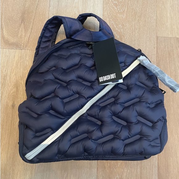 GO DASH DOT Puffy Backpack NWT - Picture 3 of 7
